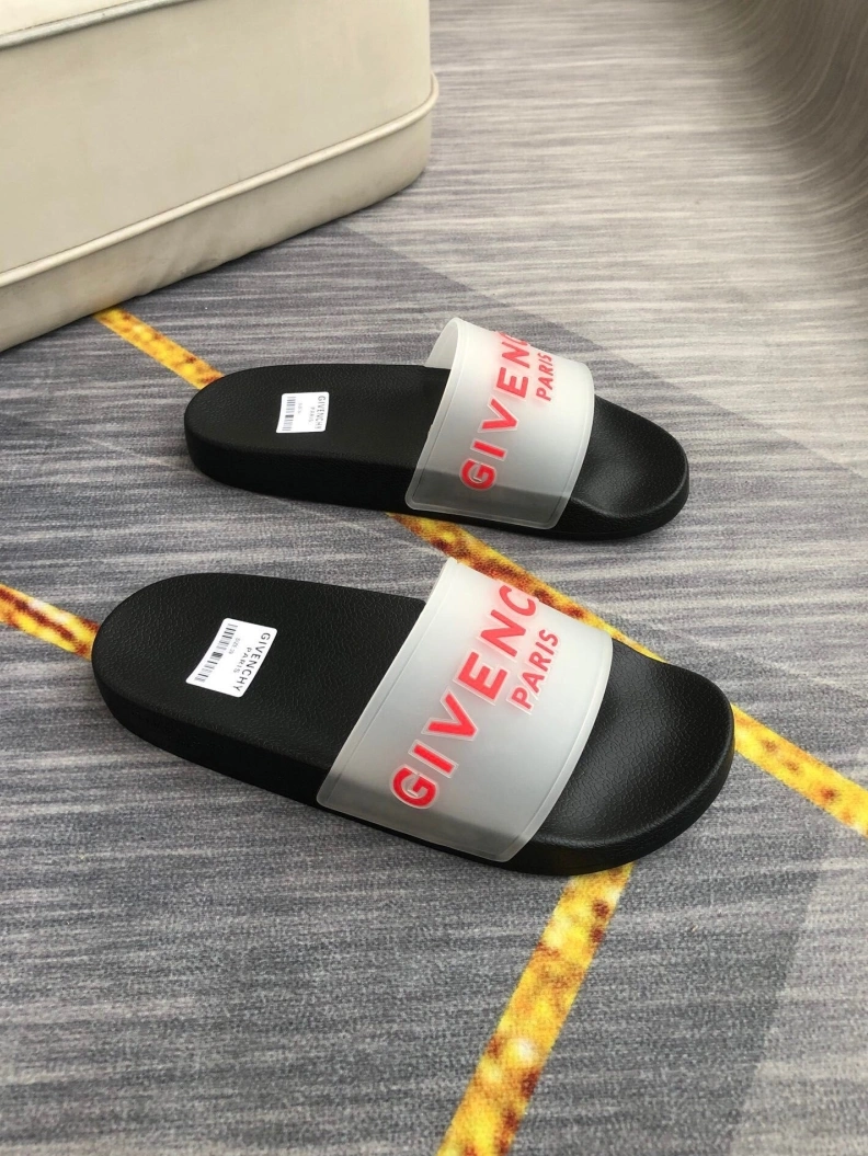 Gxvxnchy Slippers ModernLook 153127