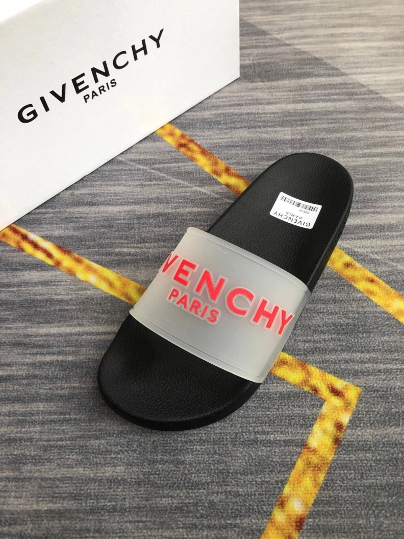 Gxvxnchy Slippers ModernLook 153127