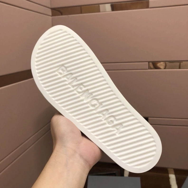 Comfortable Bxlxnciaga Slippers 109508