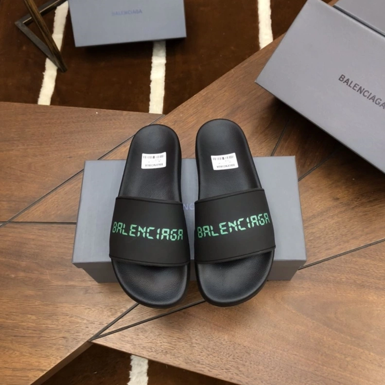Versatile Bxlxnciaga Slippers 109507