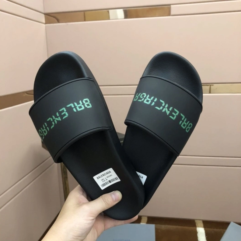Versatile Bxlxnciaga Slippers 109507