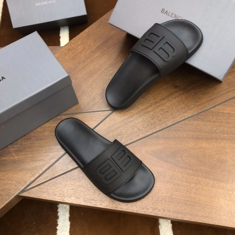 StreetReady Bxlxnciaga Slippers 109506