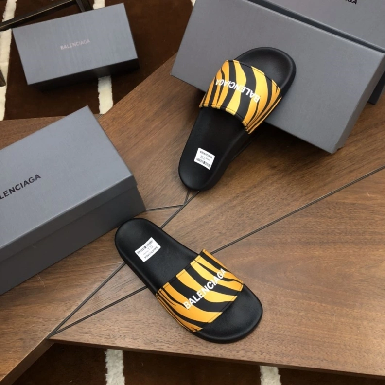 Bxlxnciaga Slippers StreetReady 109485