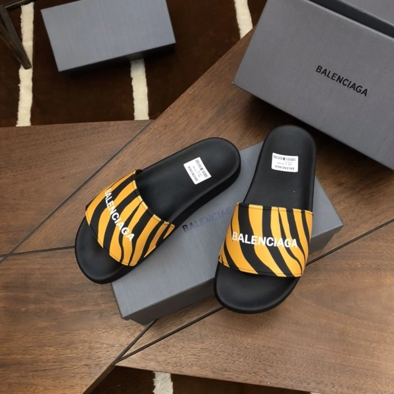 Bxlxnciaga Slippers StreetReady 109485