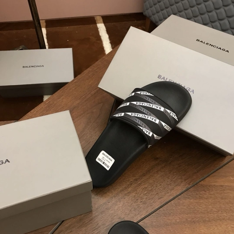 Minimalist Bxlxnciaga Slippers 109465
