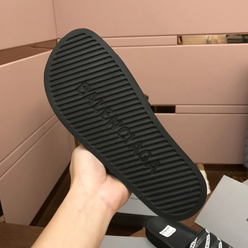 Minimalist Bxlxnciaga Slippers 109465