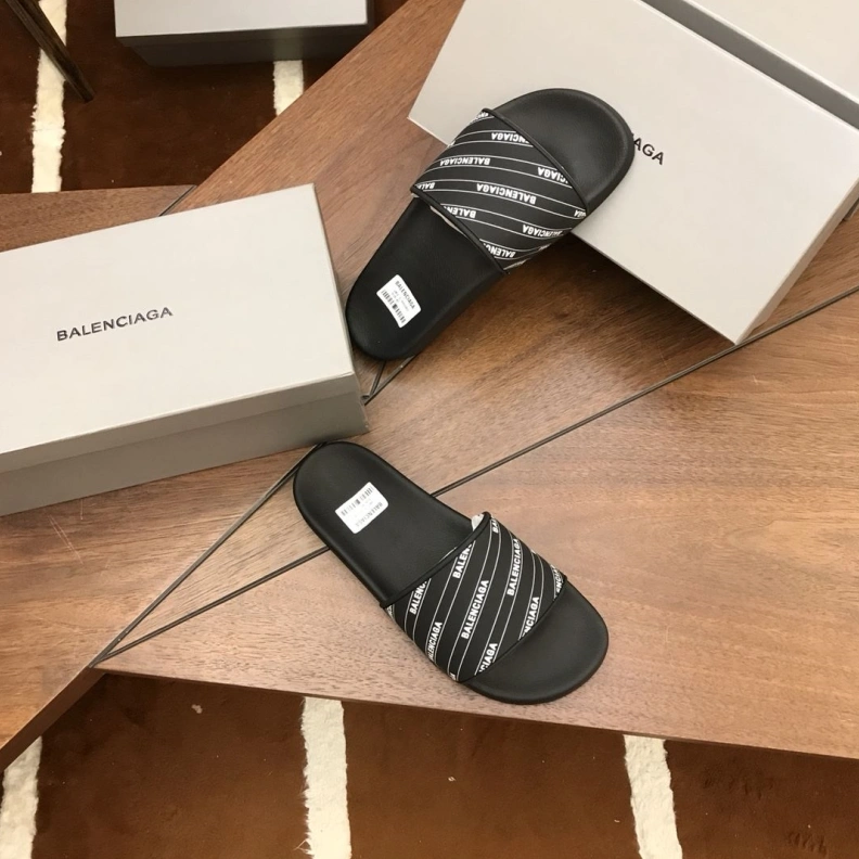 Efficient Bxlxnciaga Slippers 109463