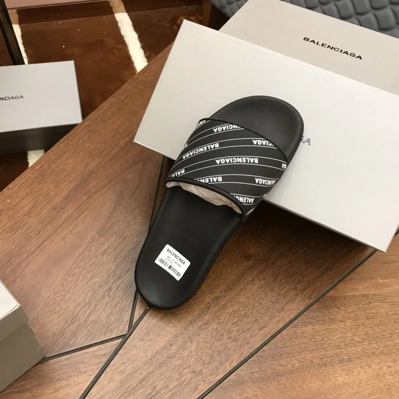 Efficient Bxlxnciaga Slippers 109463