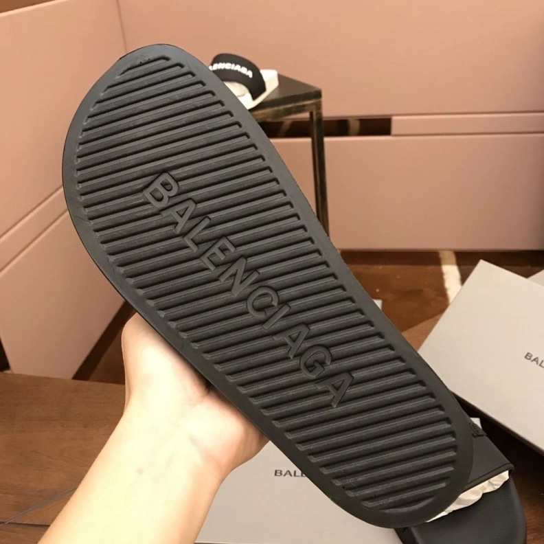 Trendsetting Bxlxnciaga Slippers 109460