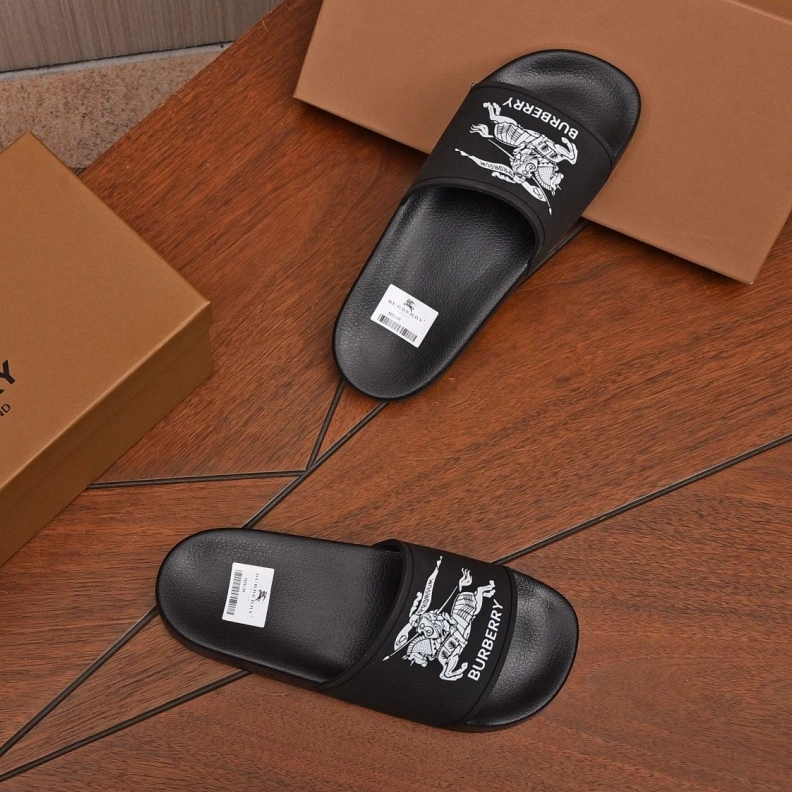 GoodFit Bxrbxrry Slippers 115043