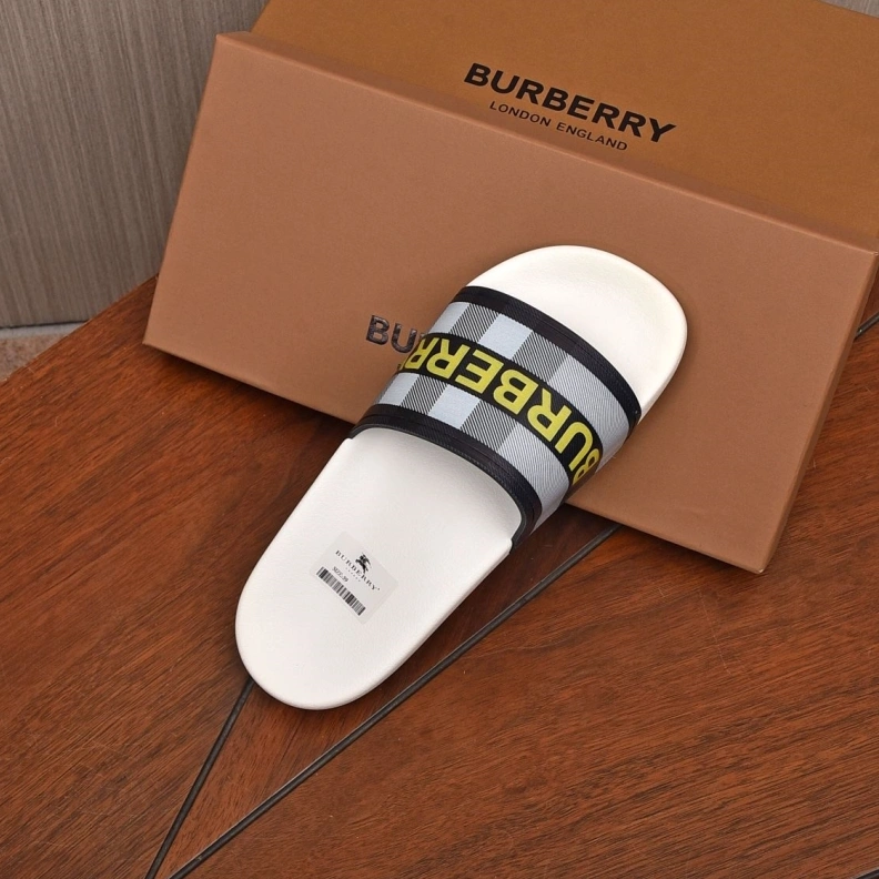 GoAnywhere Bxrbxrry Slippers 115035