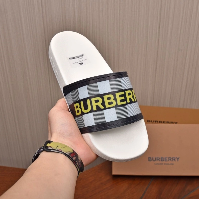 GoAnywhere Bxrbxrry Slippers 115035
