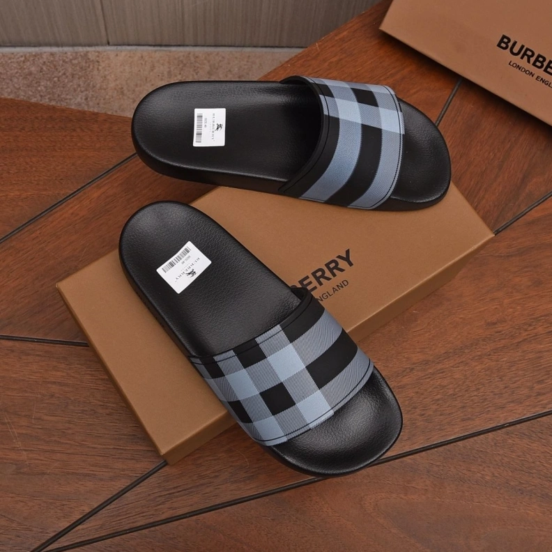 Modern Bxrbxrry Slippers 115029