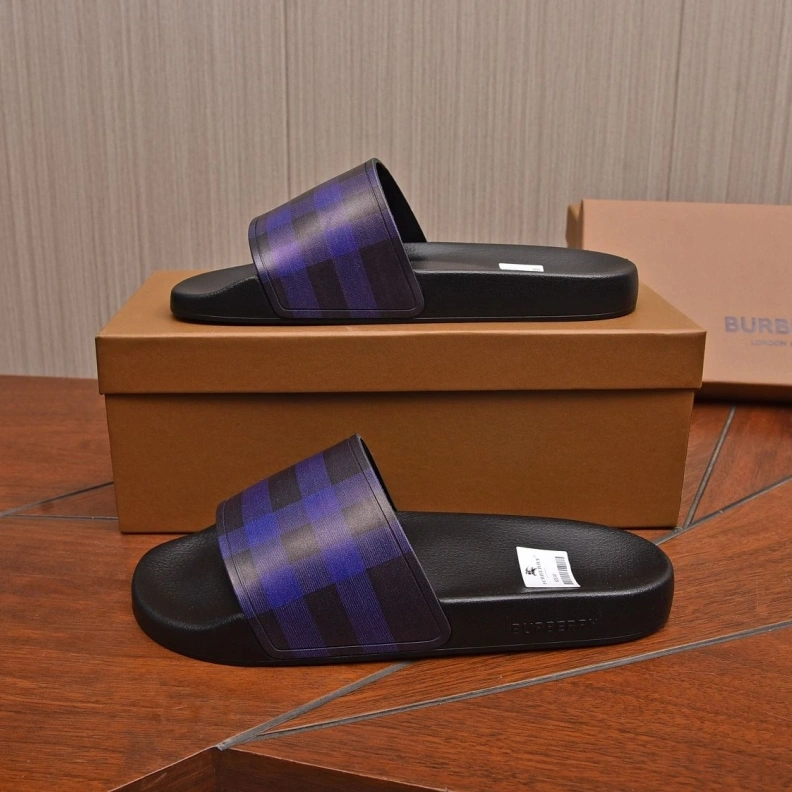 Practical Bxrbxrry Slippers 115027