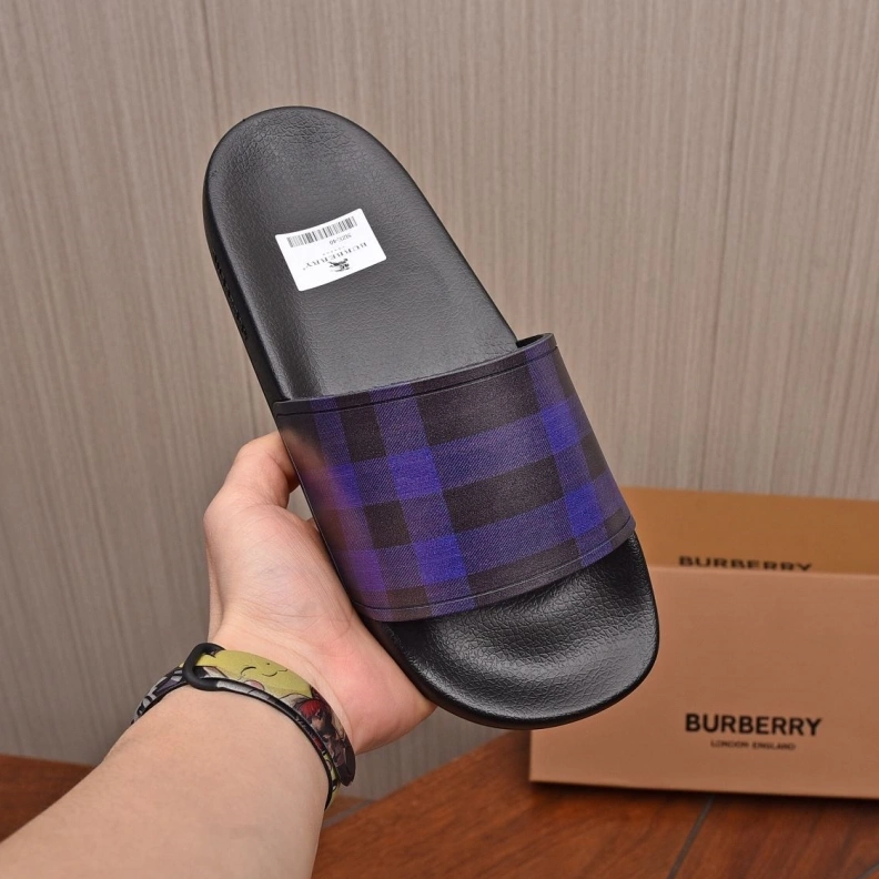 Practical Bxrbxrry Slippers 115027