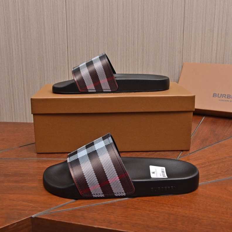 Practical Bxrbxrry Slippers 115024