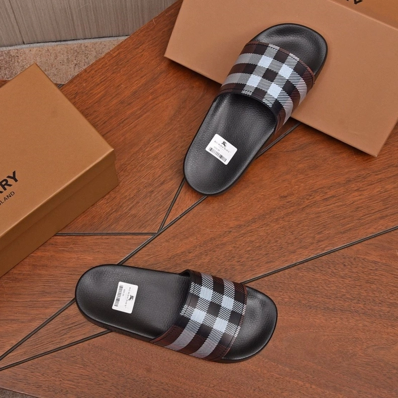 Practical Bxrbxrry Slippers 115024