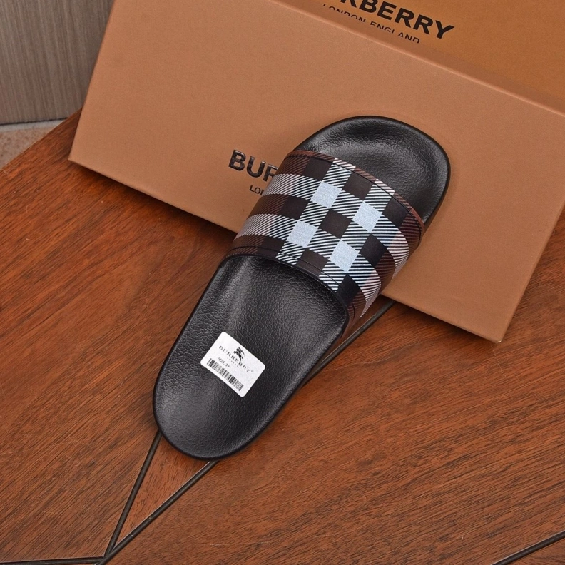 Practical Bxrbxrry Slippers 115024
