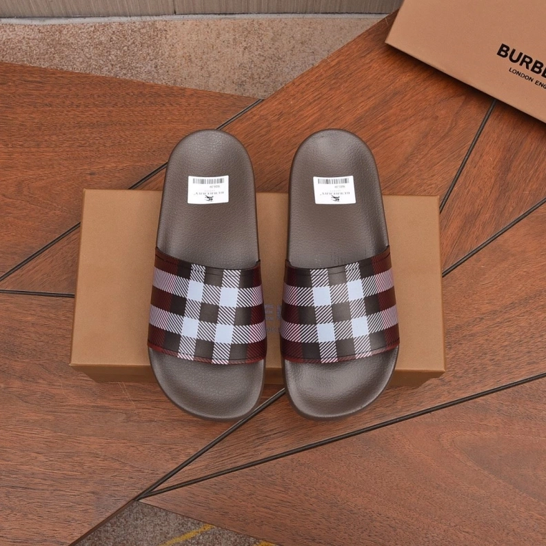 Functional Bxrbxrry Slippers 115023