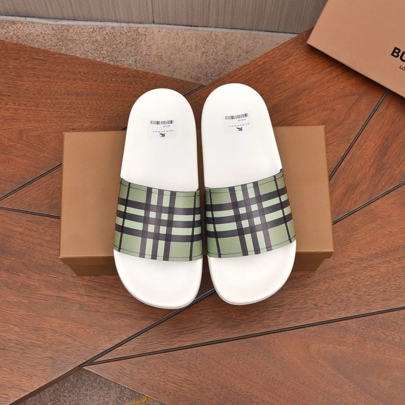 Bxrbxrry Slippers WellDesigned 115015