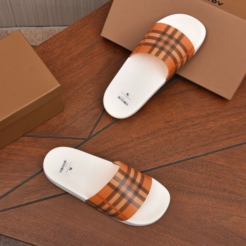 Reliable Bxrbxrry Slippers 115017