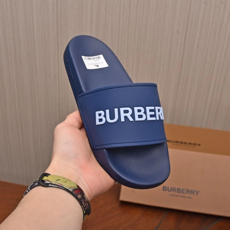 Bxrbxrry Slippers WellDesigned 115012