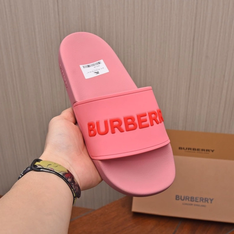 Practical Bxrbxrry Slippers 115013