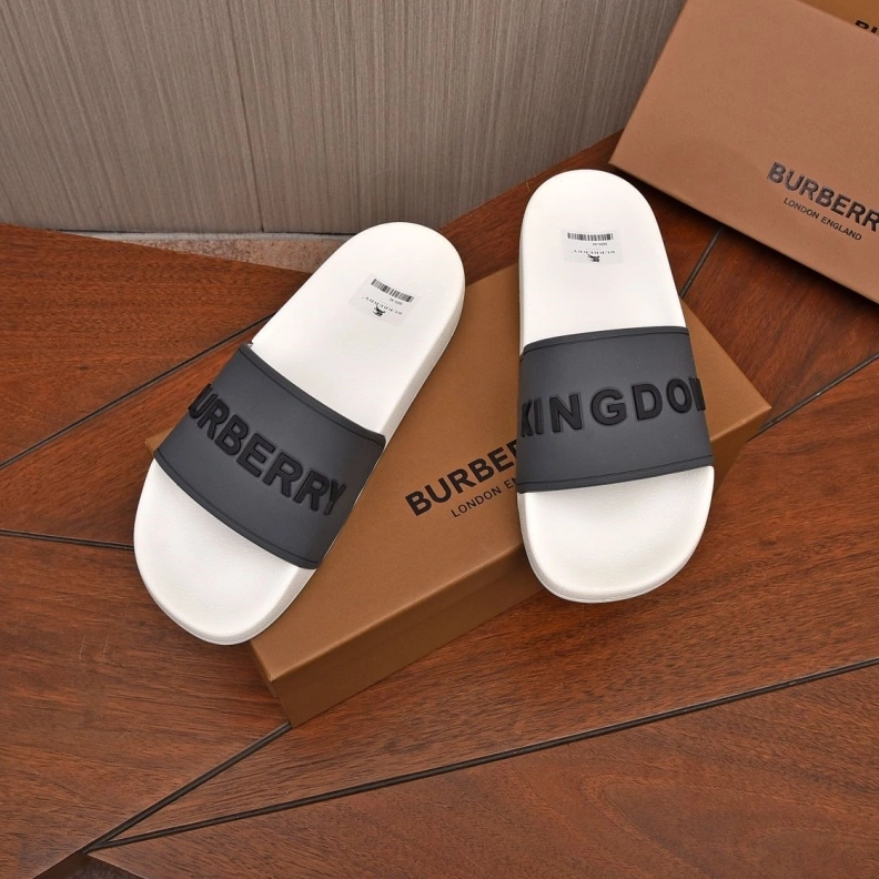 Stylish Bxrbxrry Slippers 115002