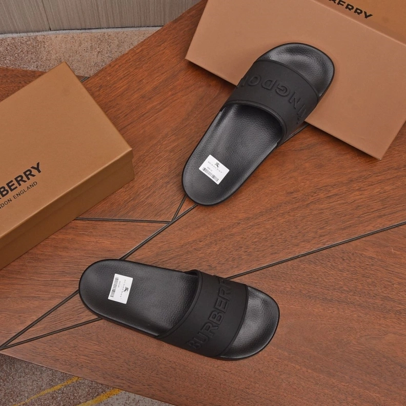Sophisticated Bxrbxrry Slippers 115004