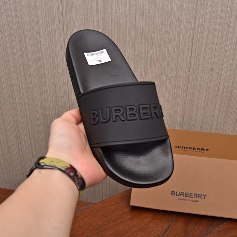 Sophisticated Bxrbxrry Slippers 115004