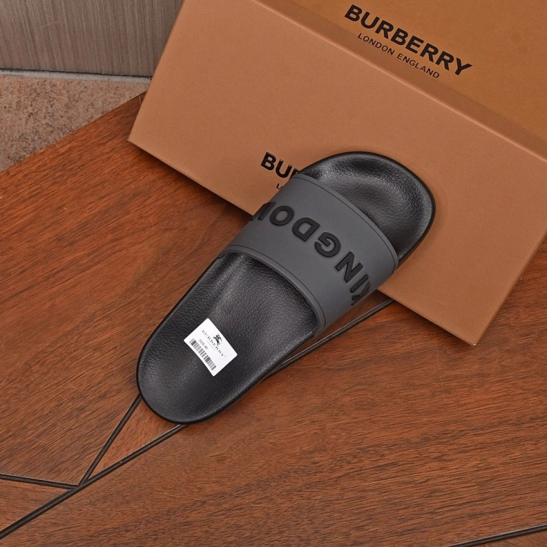Reliable Bxrbxrry Slippers 115005