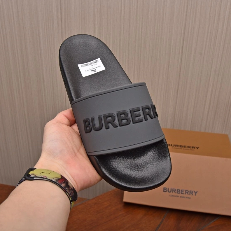 Reliable Bxrbxrry Slippers 115005