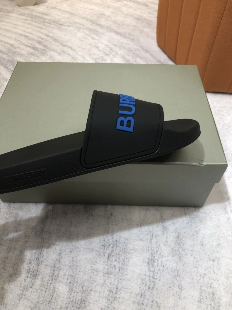 Bxrbxrry Slippers GoodFit 114990