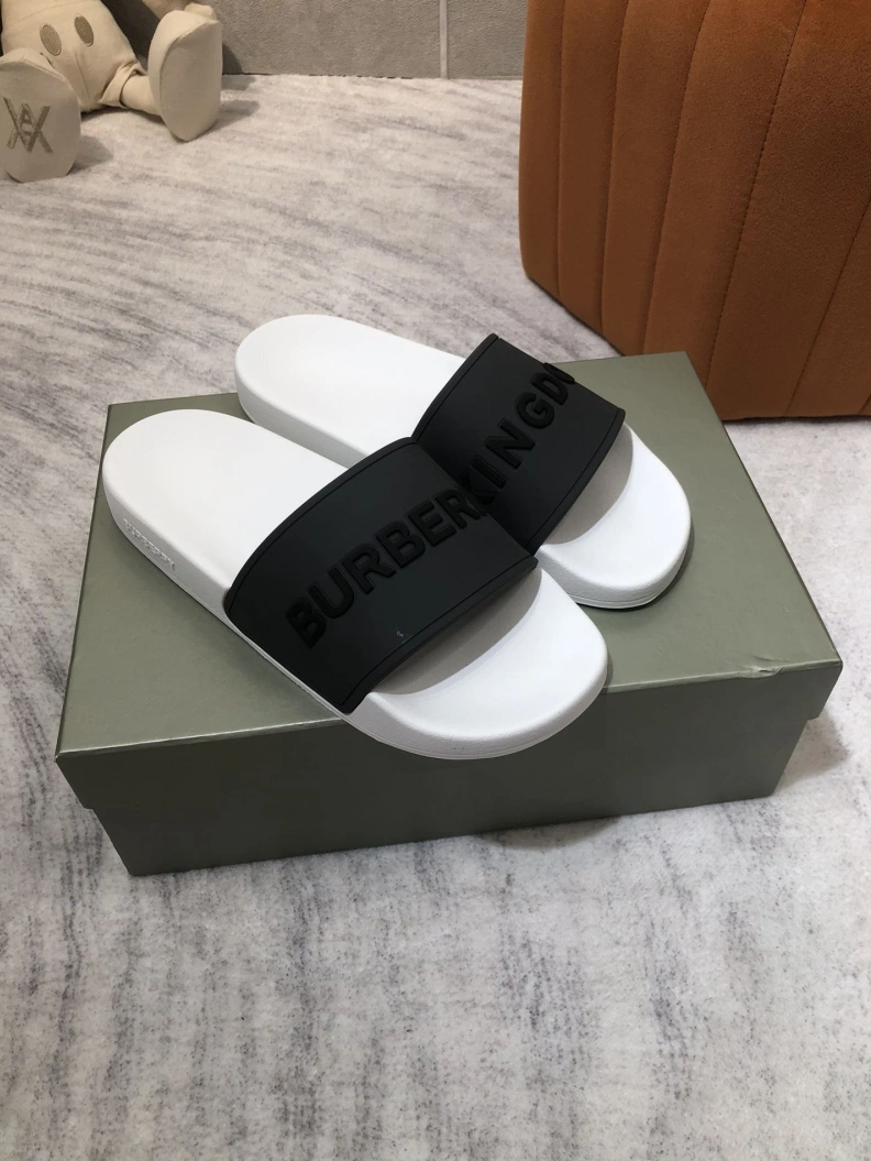 Bxrbxrry Slippers WellDesigned 114985