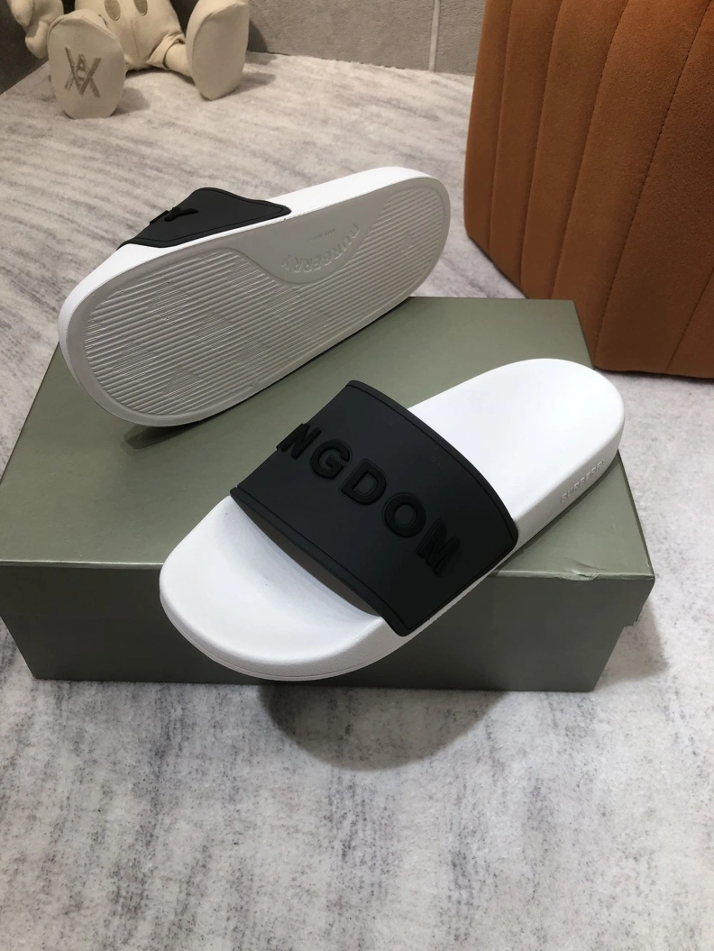 Bxrbxrry Slippers WellDesigned 114985