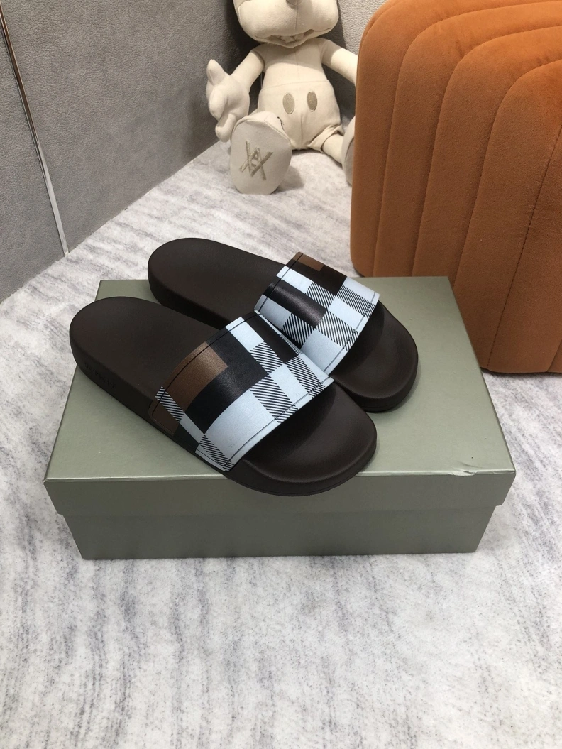 StreetReady Bxrbxrry Slippers 114979