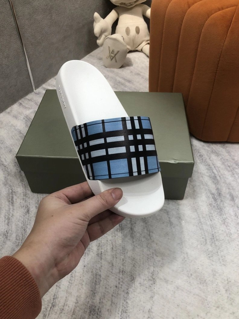 Efficient Bxrbxrry Slippers 114977