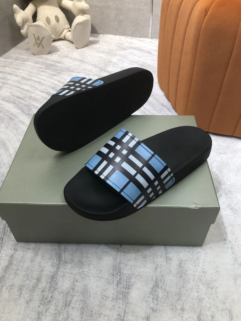 Bright Bxrbxrry Slippers 114968