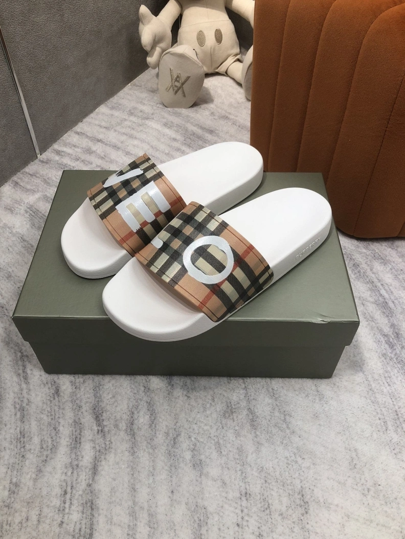 Bxrbxrry Slippers EasyMatch 114975