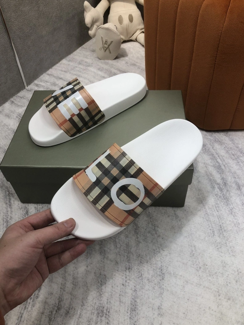 Bxrbxrry Slippers EasyMatch 114975