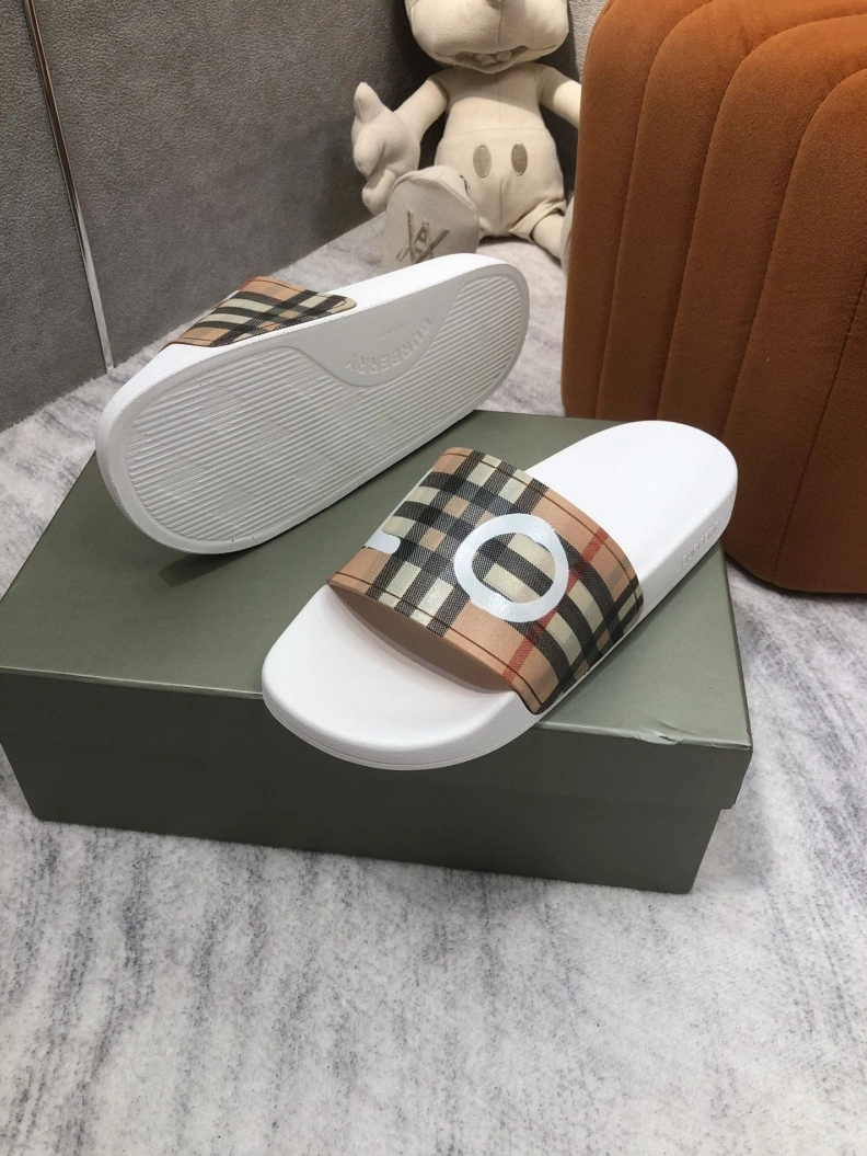Bxrbxrry Slippers EasyMatch 114975