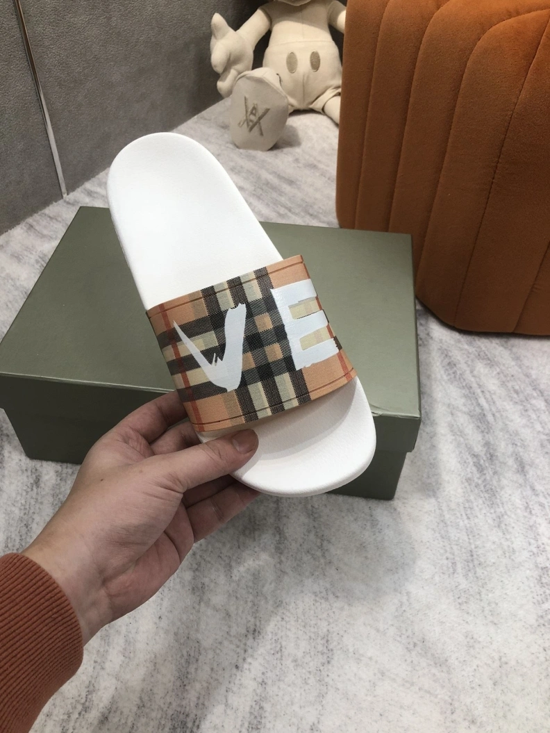 Bxrbxrry Slippers EasyMatch 114975