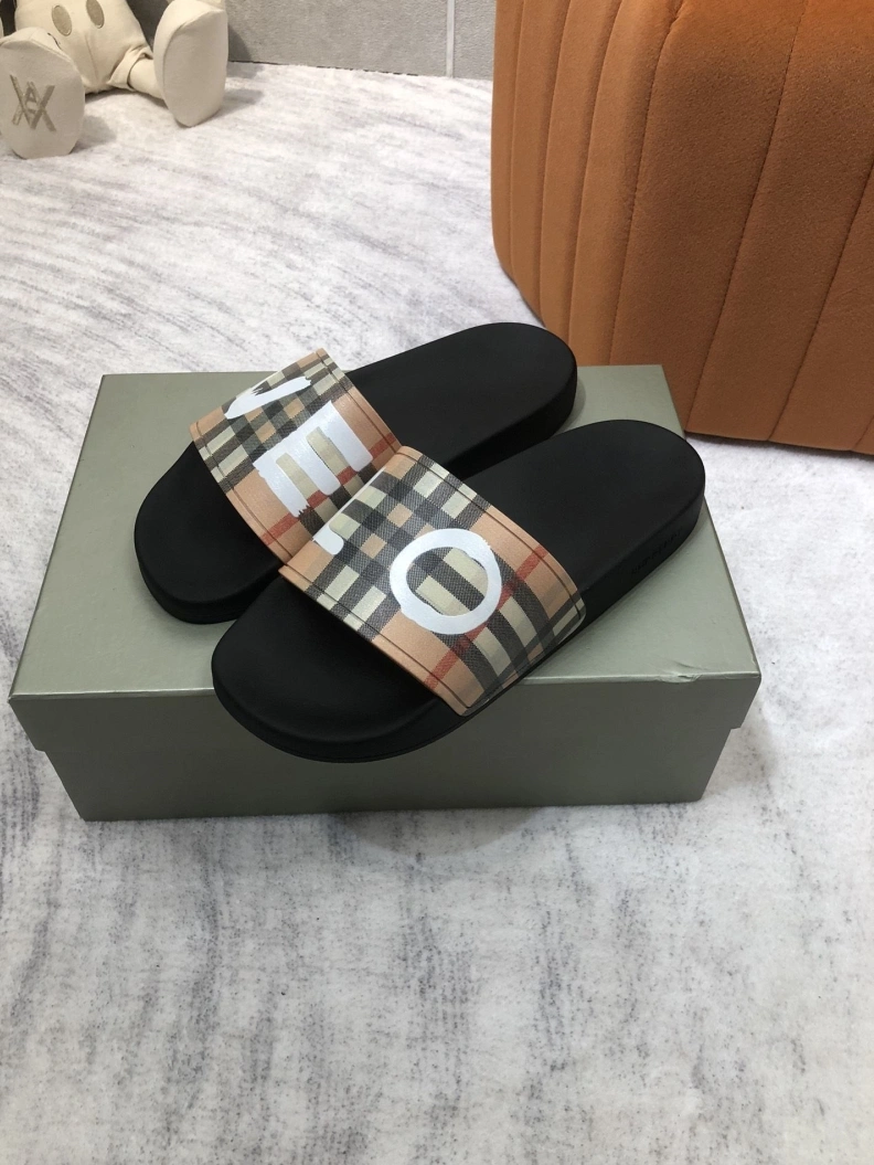 Bxrbxrry Slippers Compact 114967