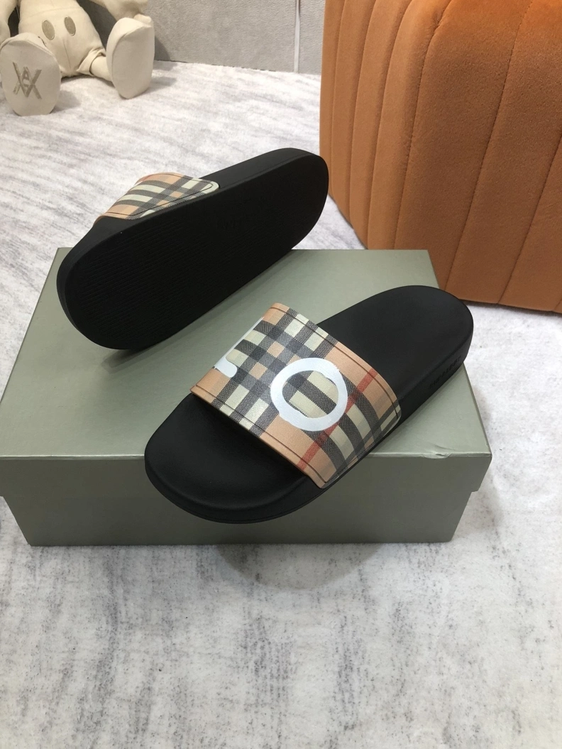 Bxrbxrry Slippers Compact 114967