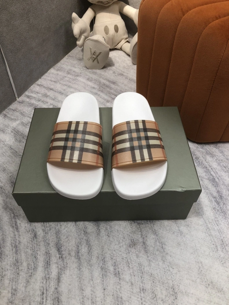 UrbanStyle Bxrbxrry Slippers 114980