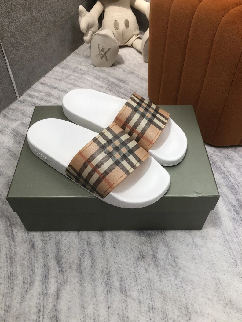 UrbanStyle Bxrbxrry Slippers 114980