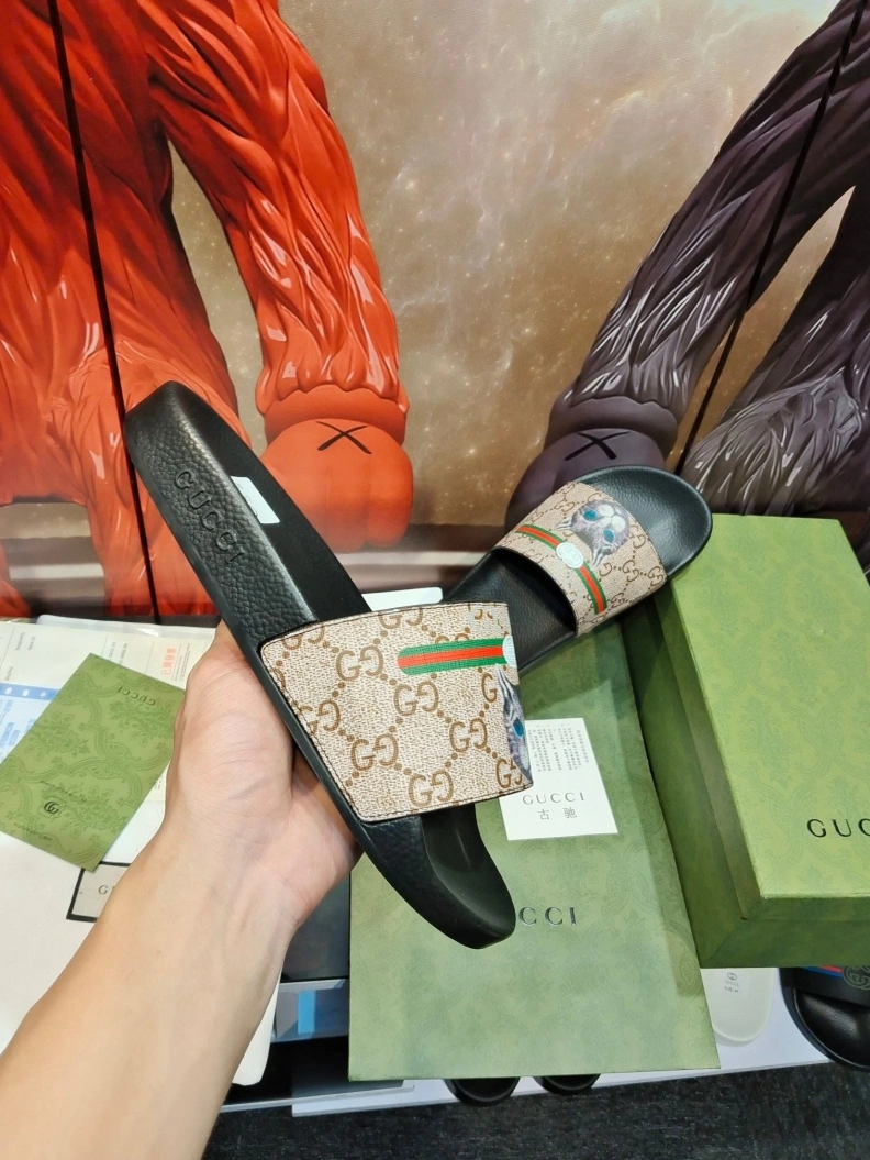 Timeless Gxccx Slippers 158347