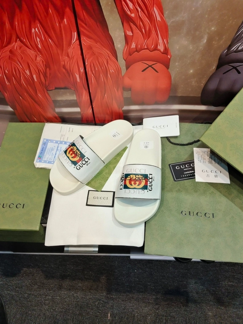 ModernLook Gxccx Slippers 158344