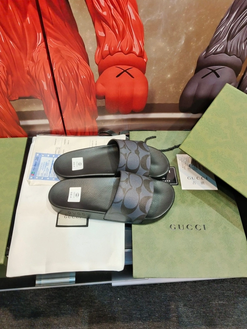Bright Gxccx Slippers 158340