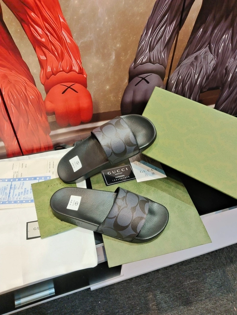 Bright Gxccx Slippers 158340